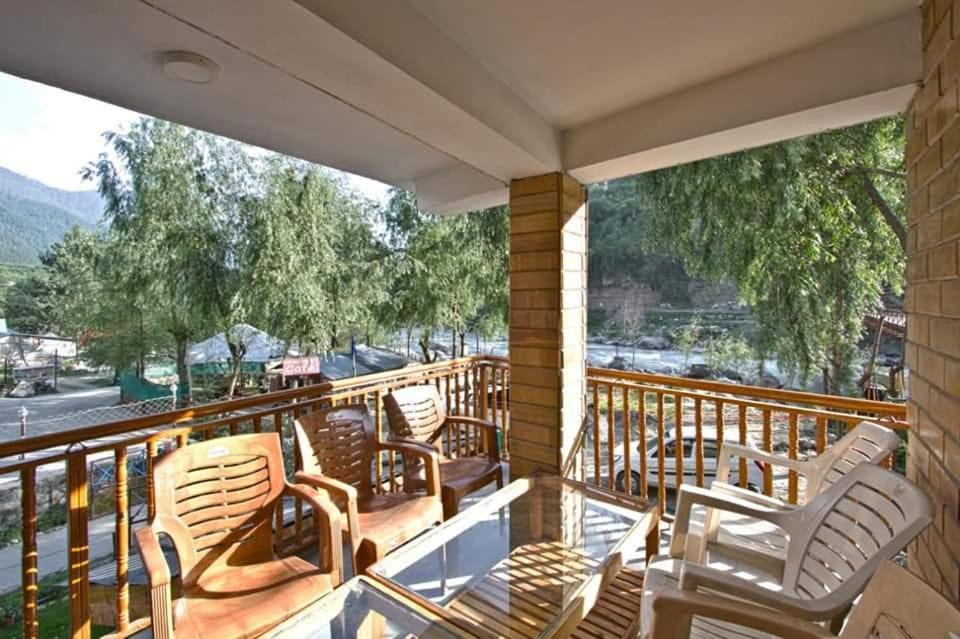 Himalayan Hill Queen Resort, Manali M98160-43400 Zewnętrze zdjęcie