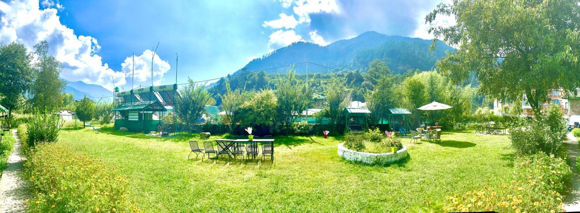 Himalayan Hill Queen Resort, Manali M98160-43400 Zewnętrze zdjęcie