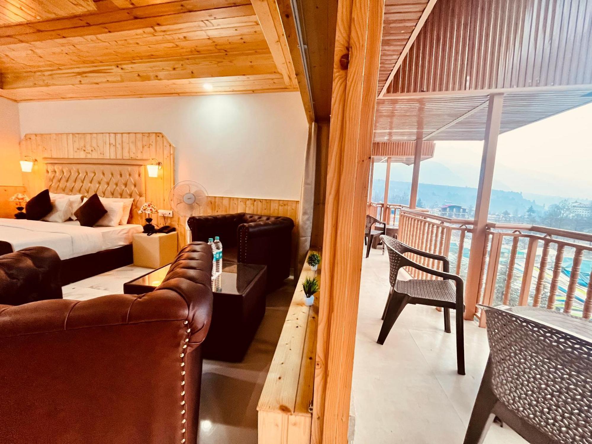Himalayan Hill Queen Resort, Manali M98160-43400 Zewnętrze zdjęcie